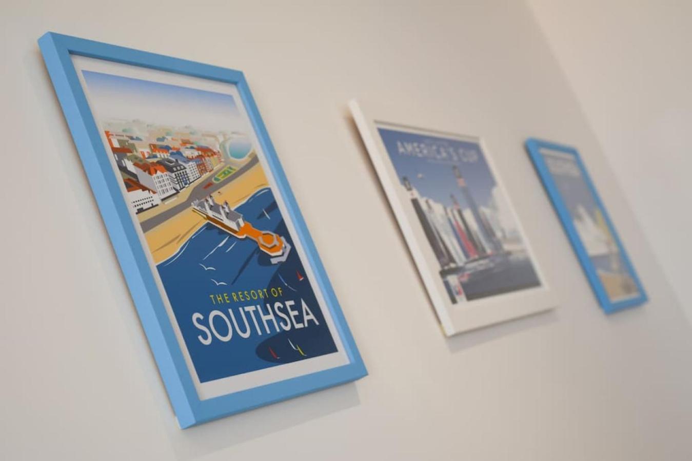 Air Maison - Stunning Beach Front Apartment ポーツマス エクステリア 写真